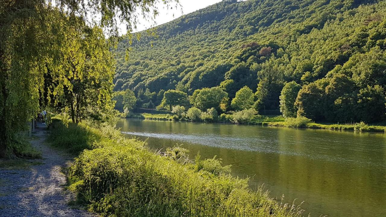 Le Balcon Sur La Meuse Villa Revin  Exterior photo